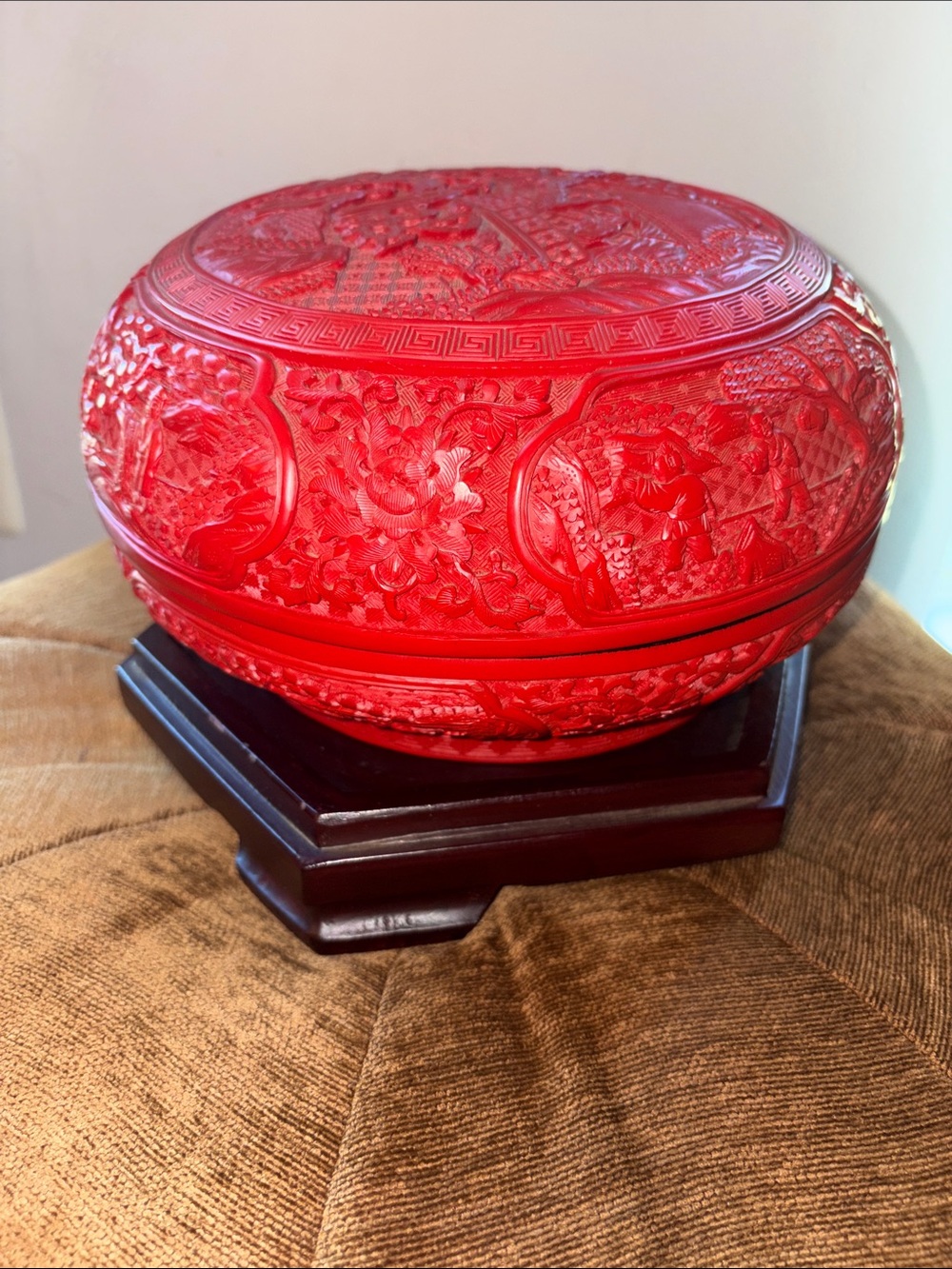 Vintage Large Size Red Cinnabar Trinket Box